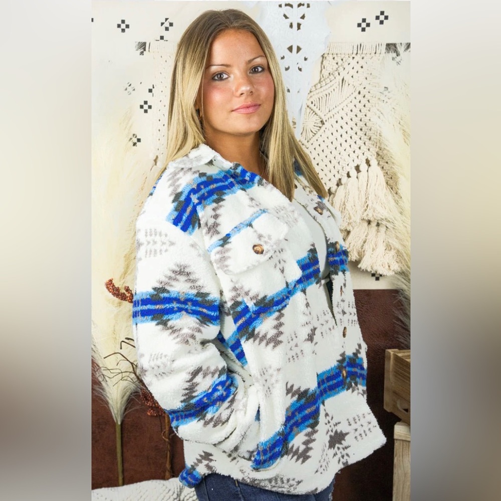 NWT Prissy Jane Aztec Sherpa Shacket Jacket - Picture 2 of 2